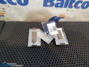 Буква на решетку радиатора " M "